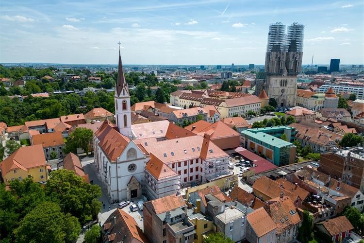 Crkva sv. Franje Asiškoga u Zagrebu, panoramska snimka